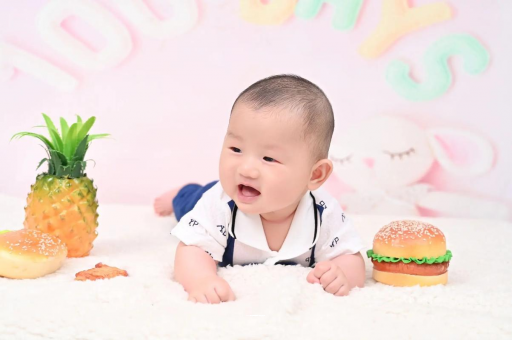 天津宝宝在妈妈肚子里